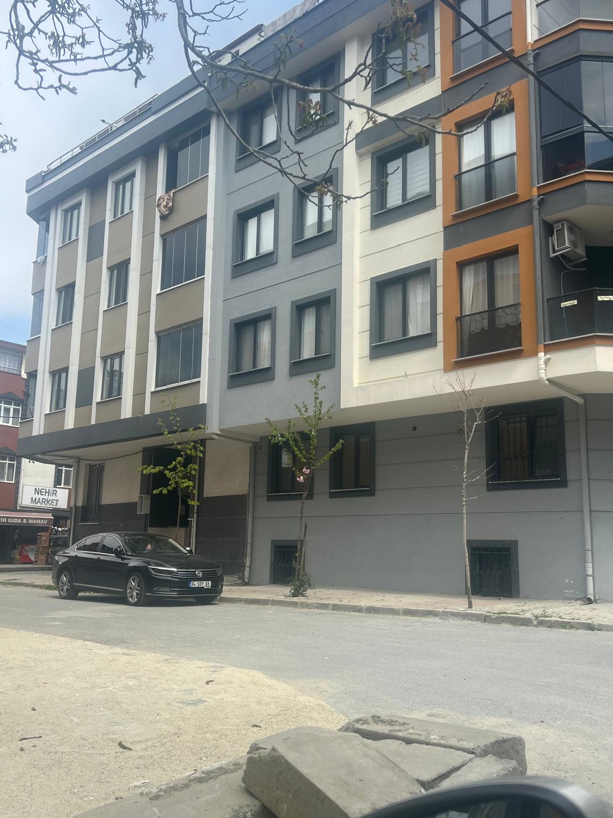 EFİYE TOPAL
